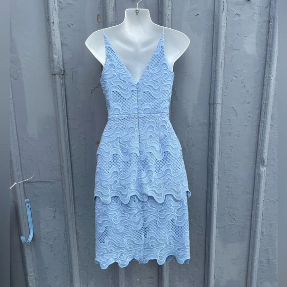 NICHOLAS Lace  Overlay Crochet Strappy Sheath Dress, size 2 - Picture 2 of 11